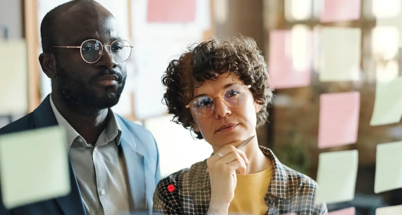 How Do I Choose Which Boss Makes App Decisions?