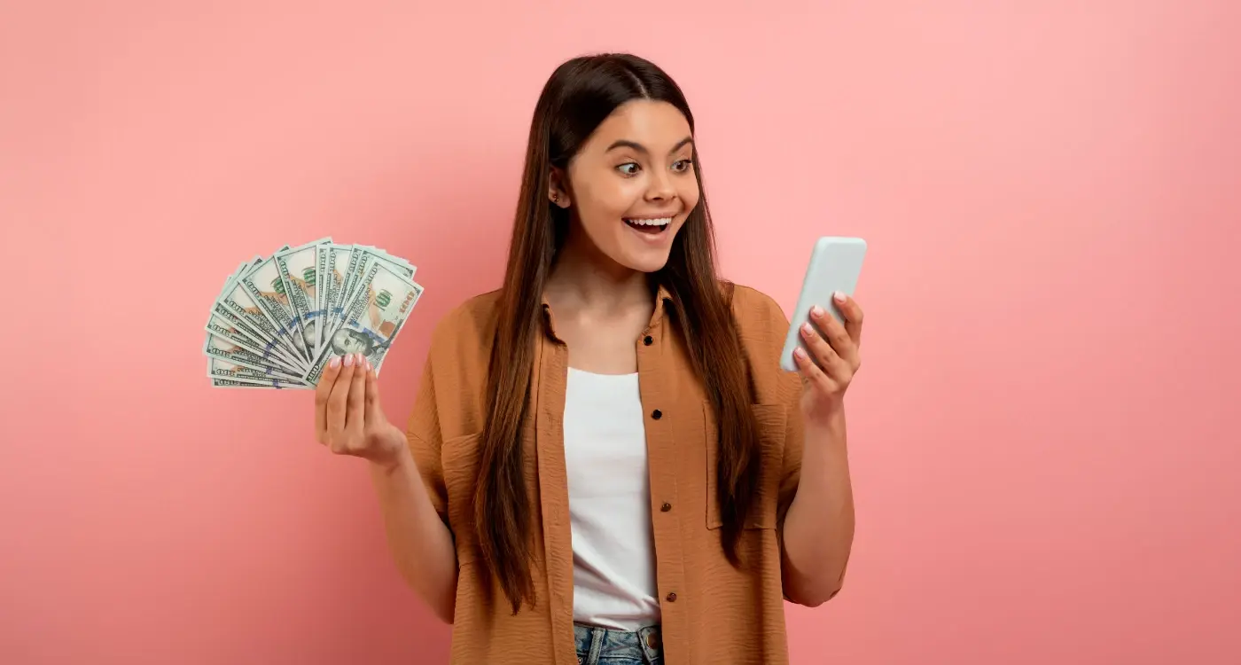 Should I Offer Cash Rewards or App Credits for Referrals?